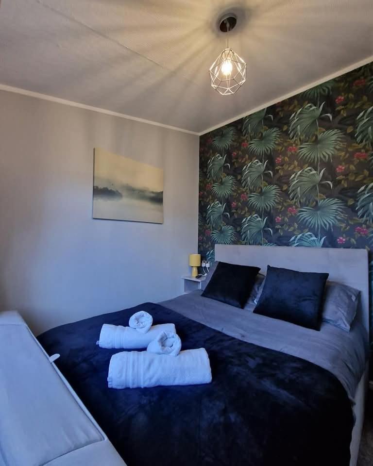 4 Bed Luxury Lodge With Hot Tub Near Lake District Warton  Eksteriør bilde